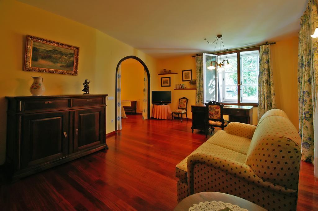 Casa Grande De Trives Bed & Breakfast Пуебла де Тривес Стая снимка